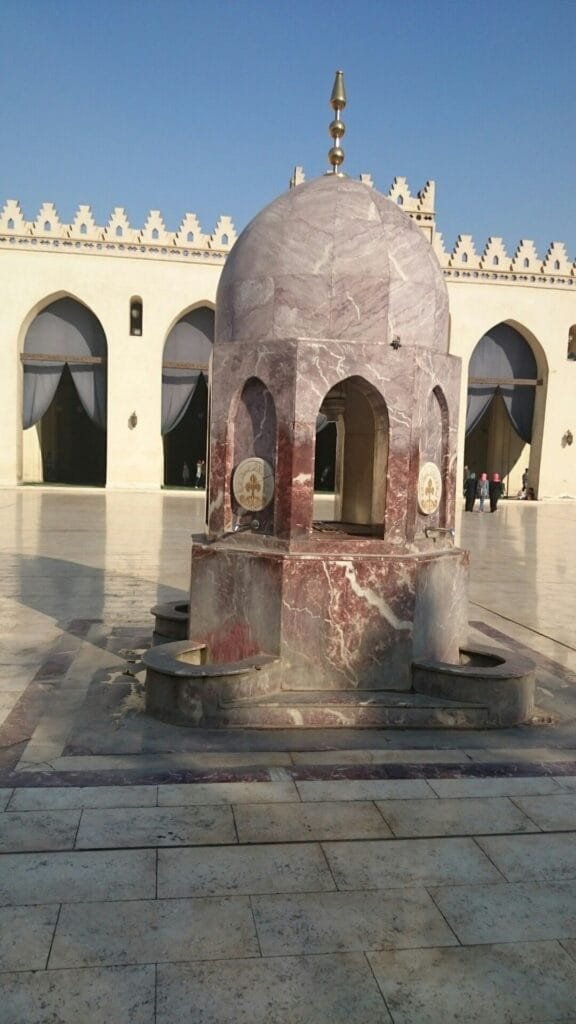 4 مسجد الحاكم بأمر الله